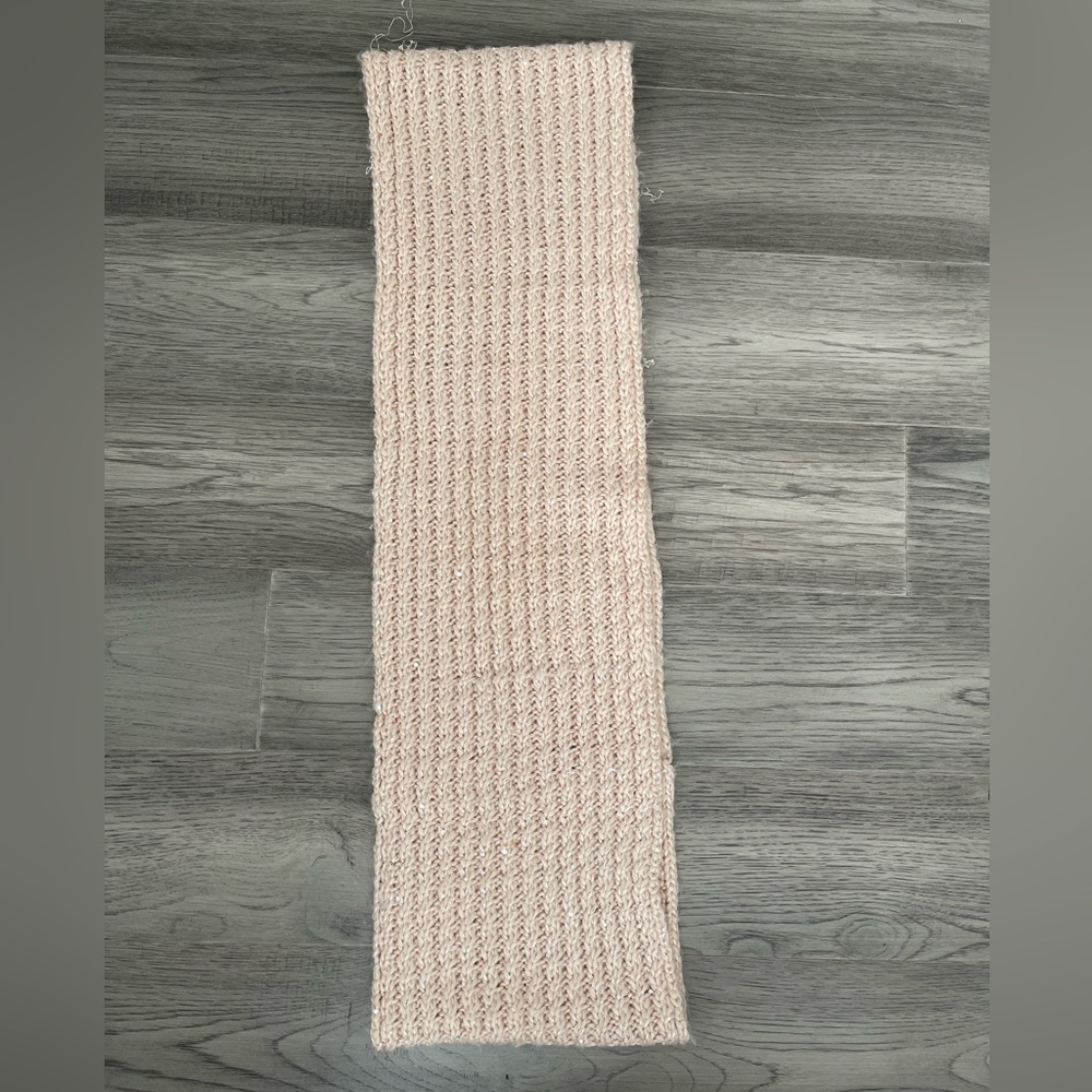 Peachy/Pink Knit Scarf